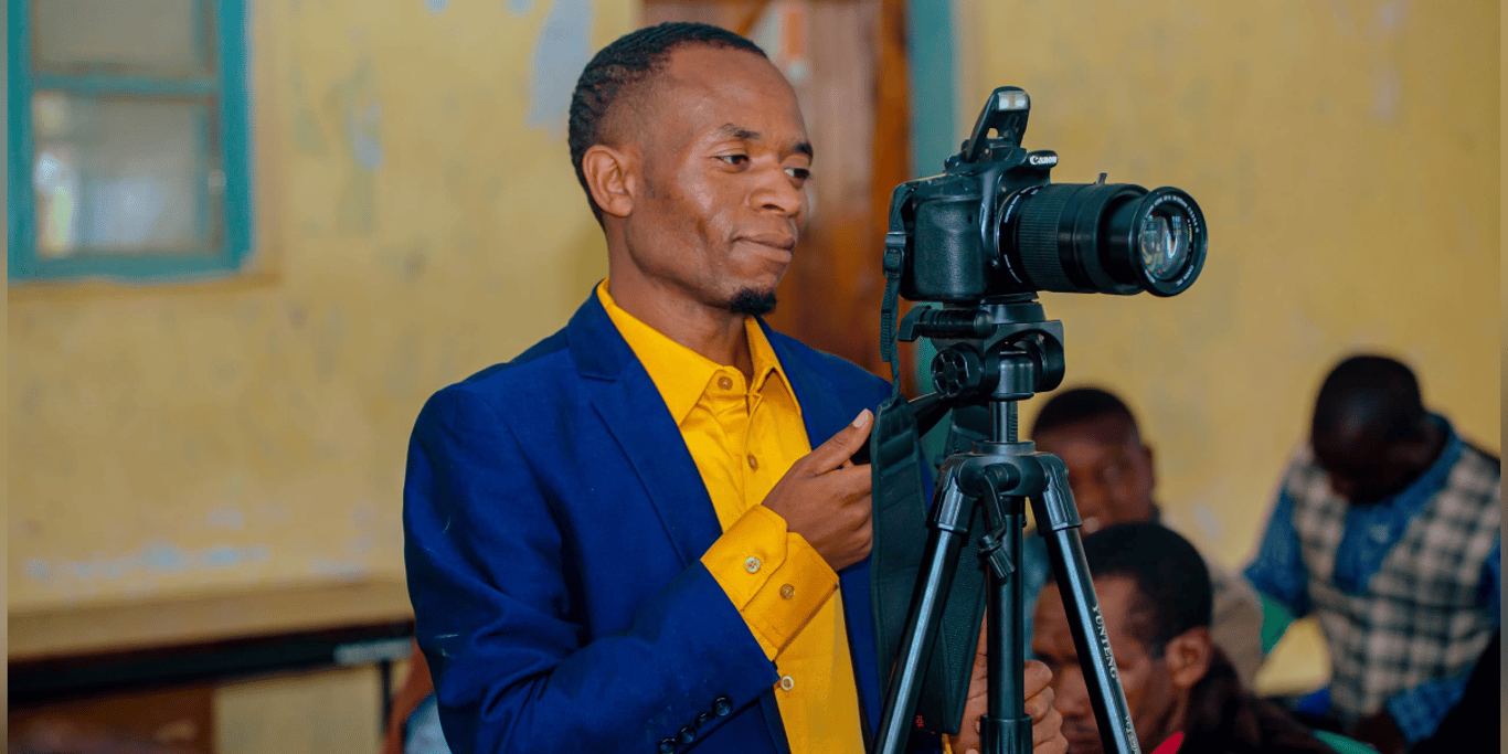 I Taught a Pastor to Reach Thousands Online. Help Me Teach 20 More