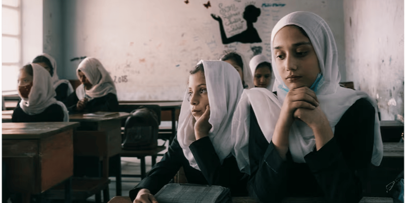 Online school for Afghan girls