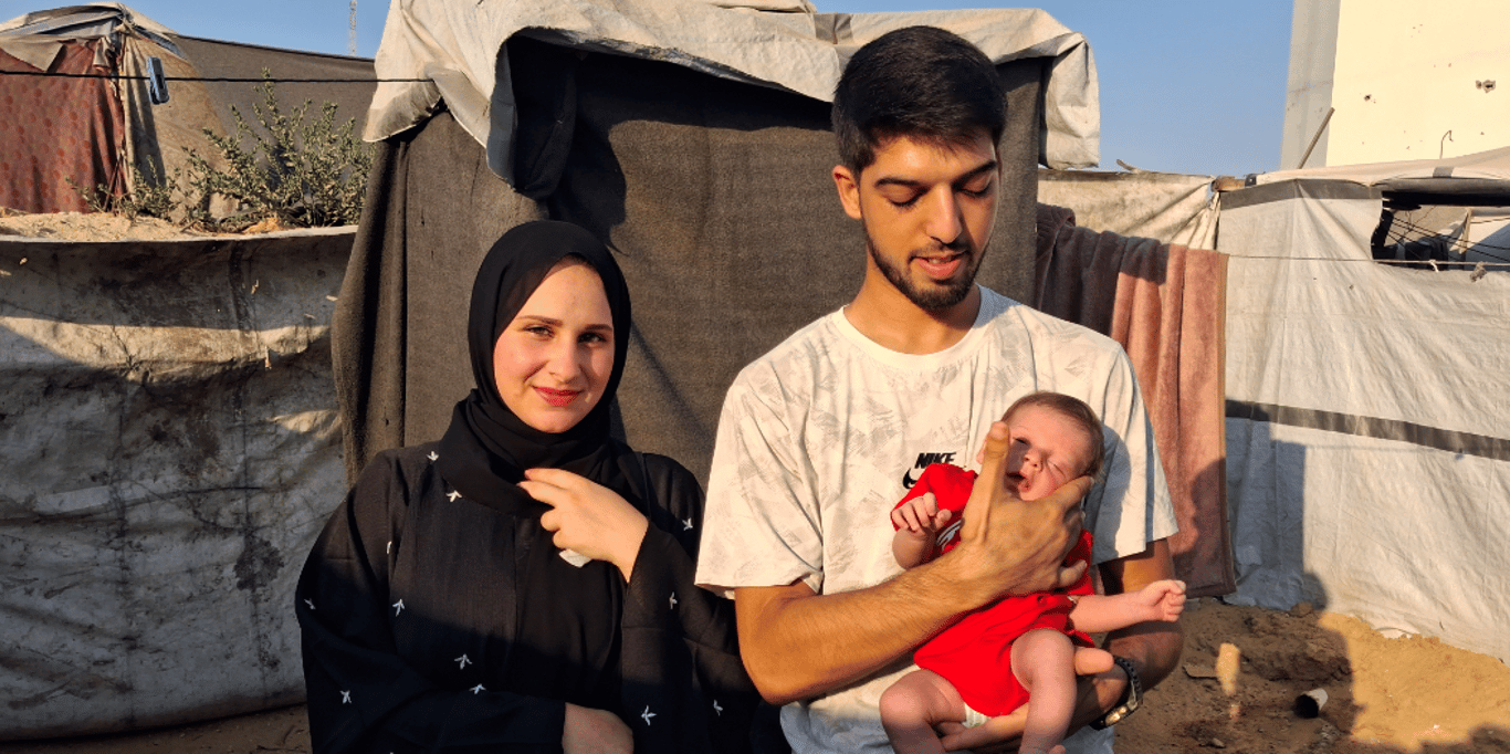 Urgent: Help Abood's Family Survive the Humanitarian Crisis in Gaza🍉🇵🇸