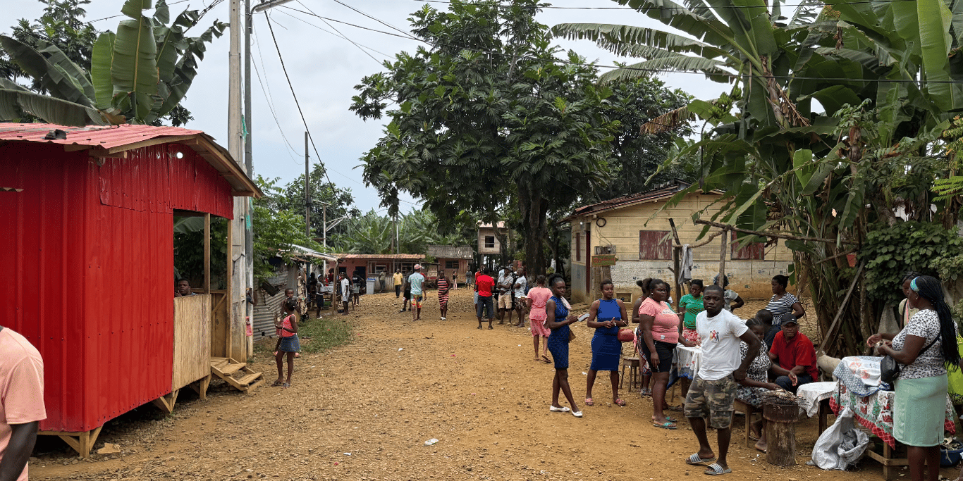 DAE – Desfibrilhador Automático Externo (São Tomé)