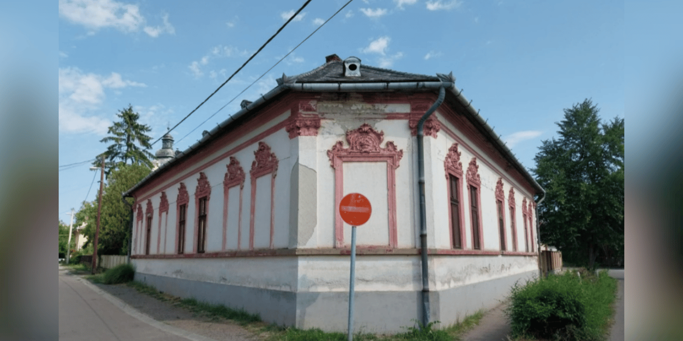 Jászárokszállási Móczár-szalon