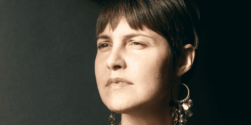 Hudební album 'Upala - Precious Jewel' - Pomůžete jejímu snu stát se skutečností? 6 Music crowdfunding WhyDonate Hudební album 'Upala - Precious Jewel' - Pomůžete jejímu snu stát se skutečností?